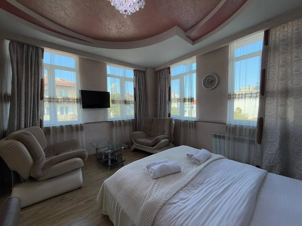 Black Sea Star Batumi Hotel